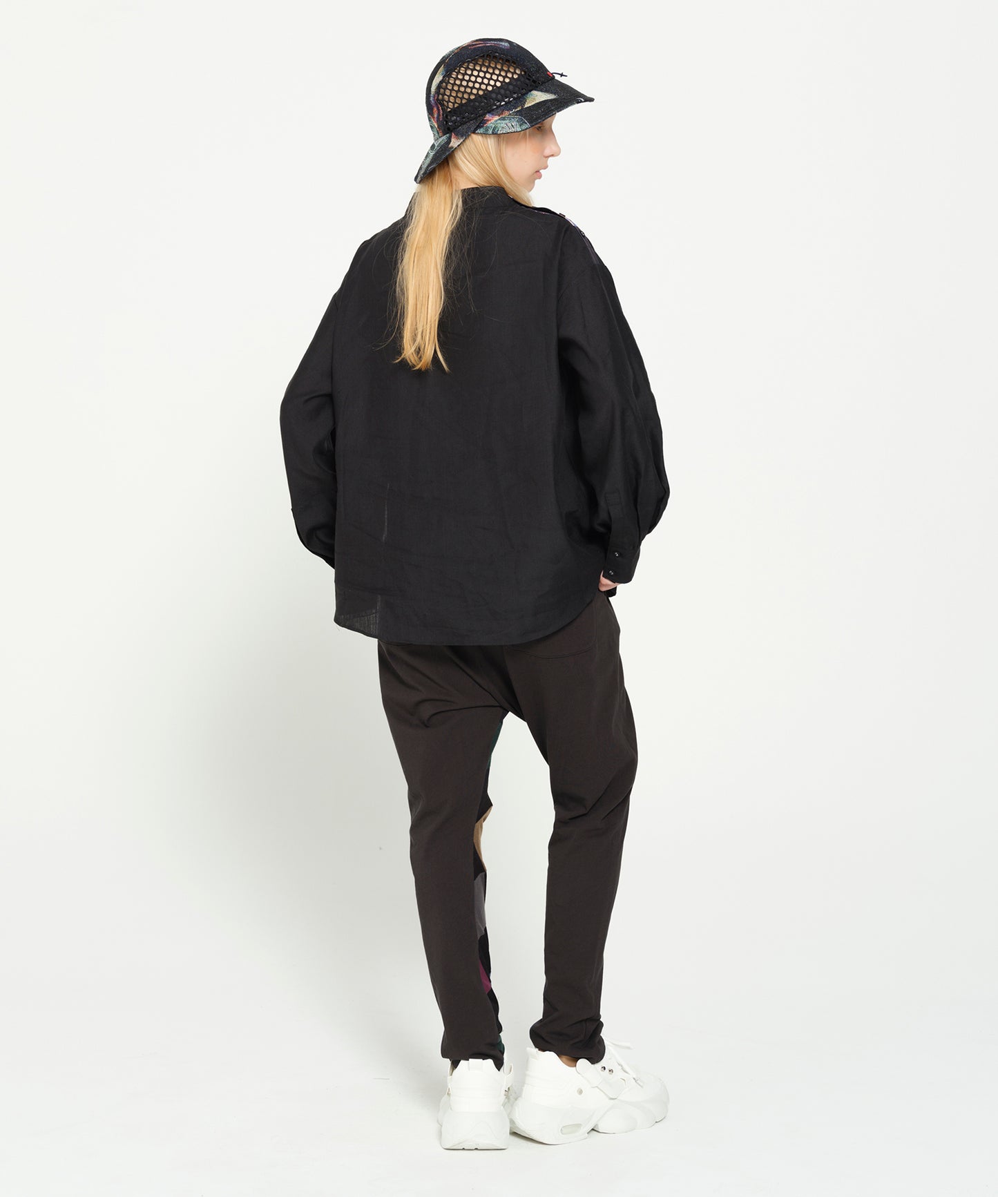 PEDESTRIAN STAND COLLAR SHIRT