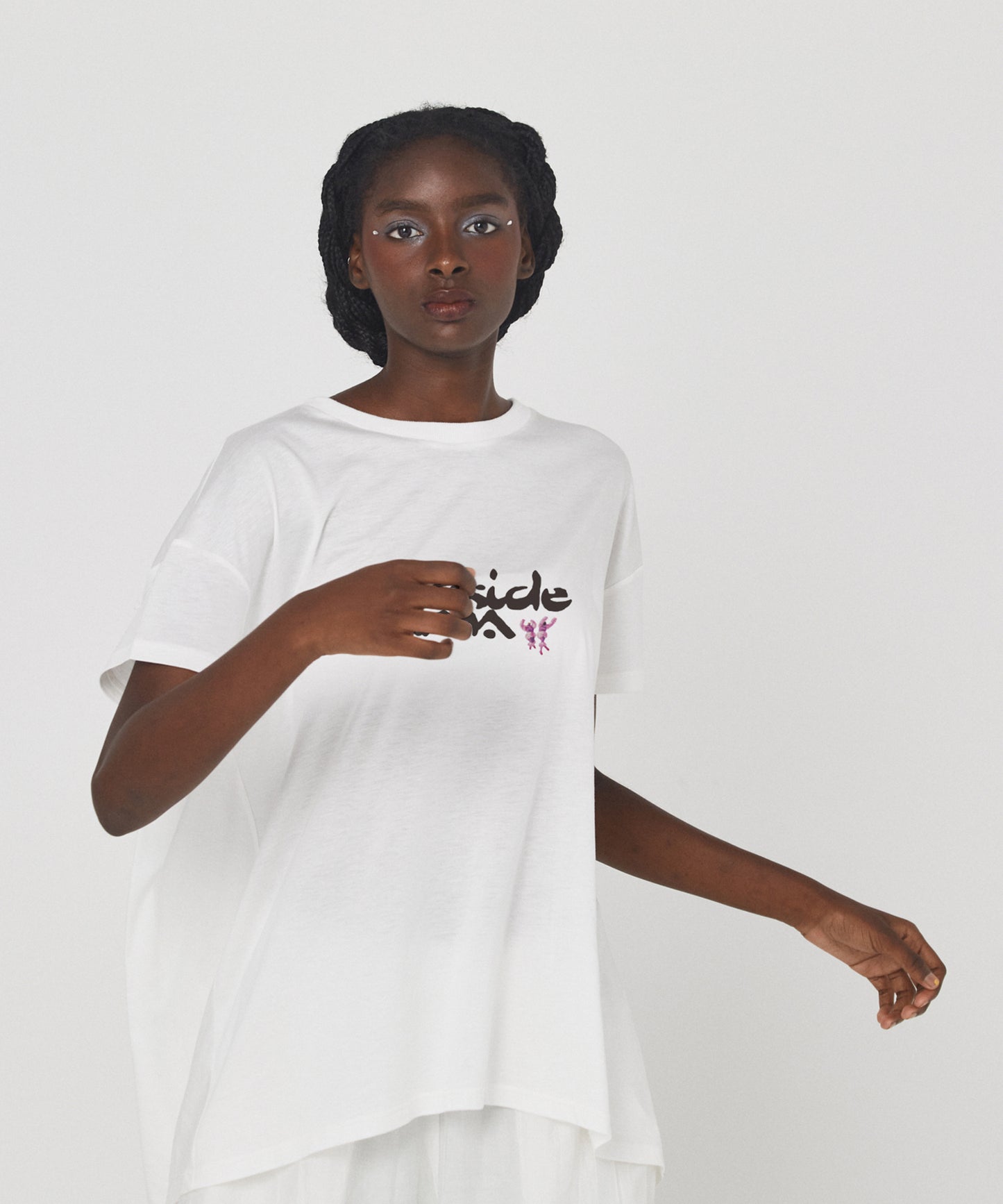 BEDSIDE SISTERS Flare T-Shirt