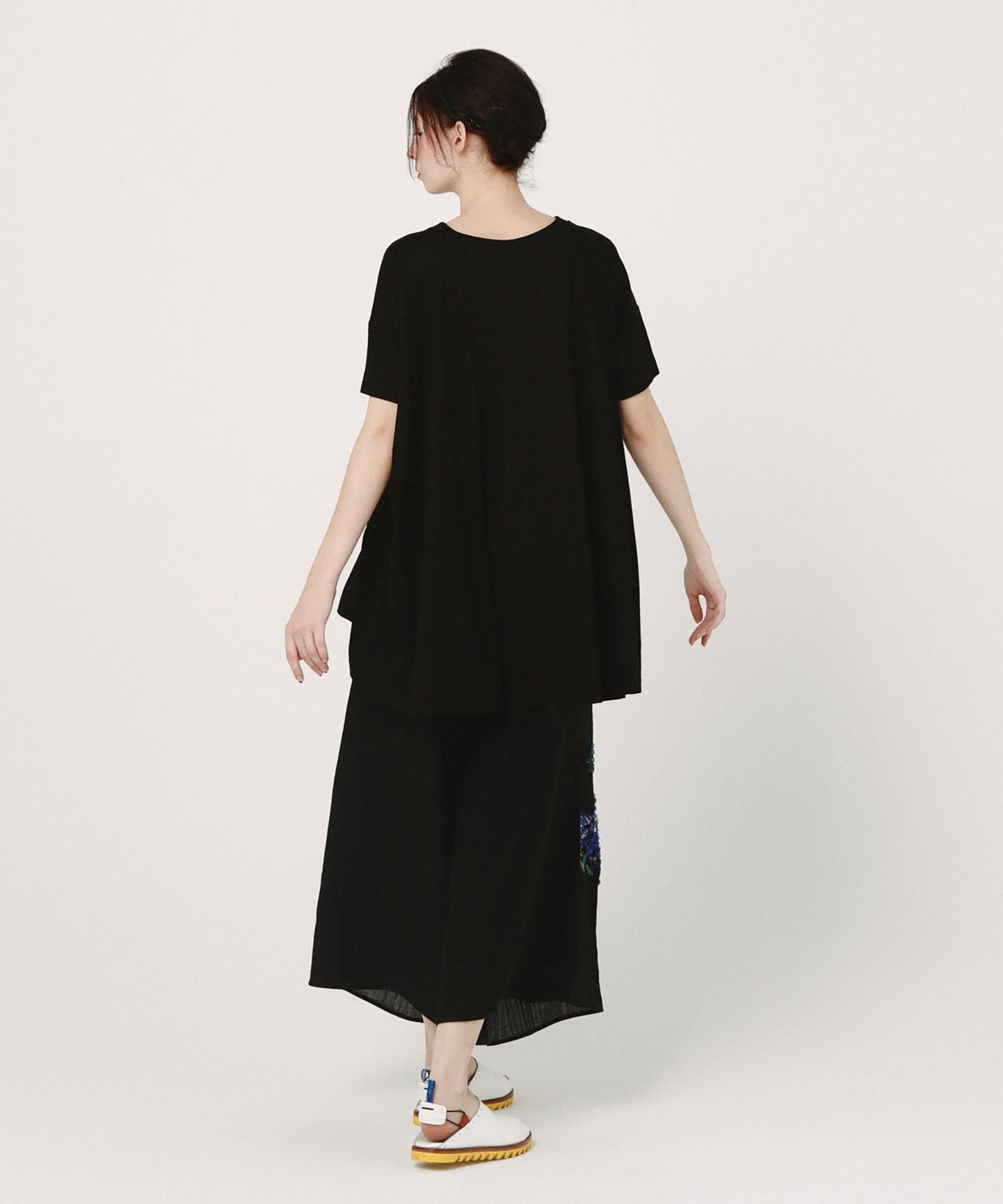 BEDSIDE SISTERS Flare T-Shirt