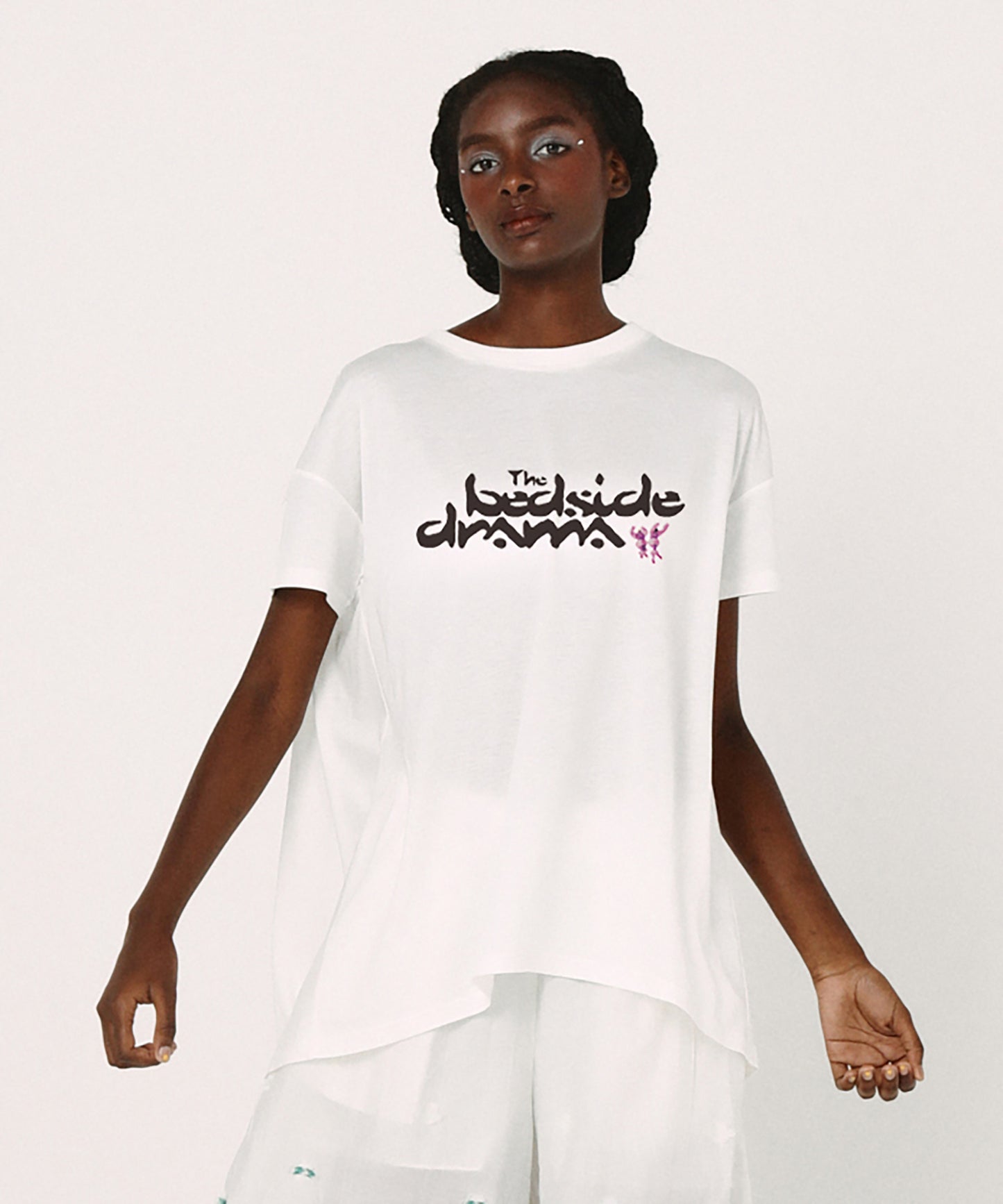 BEDSIDE SISTERS Flare T-Shirt