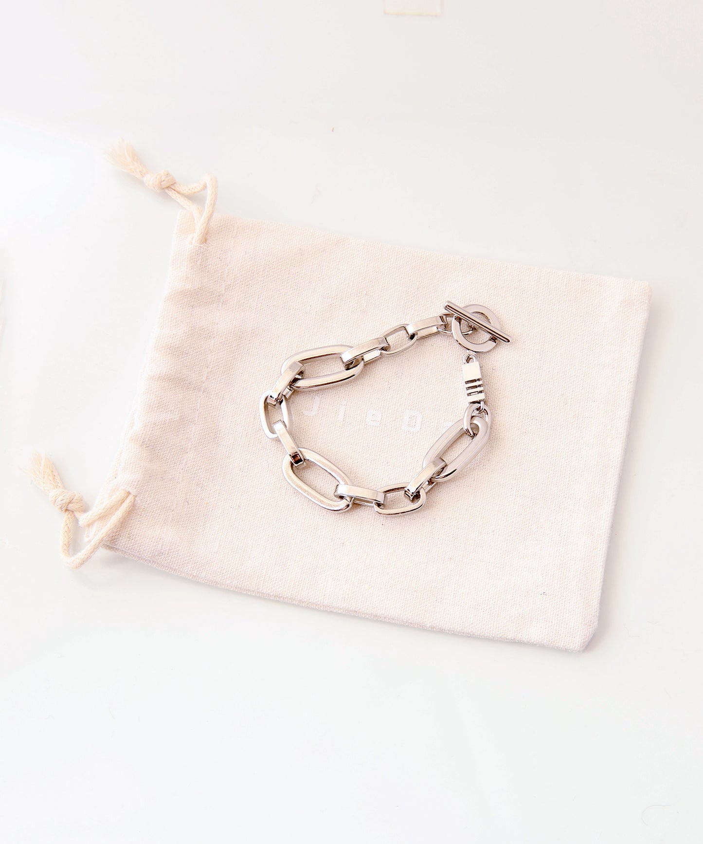 WIDE SWITCHING BRACELET