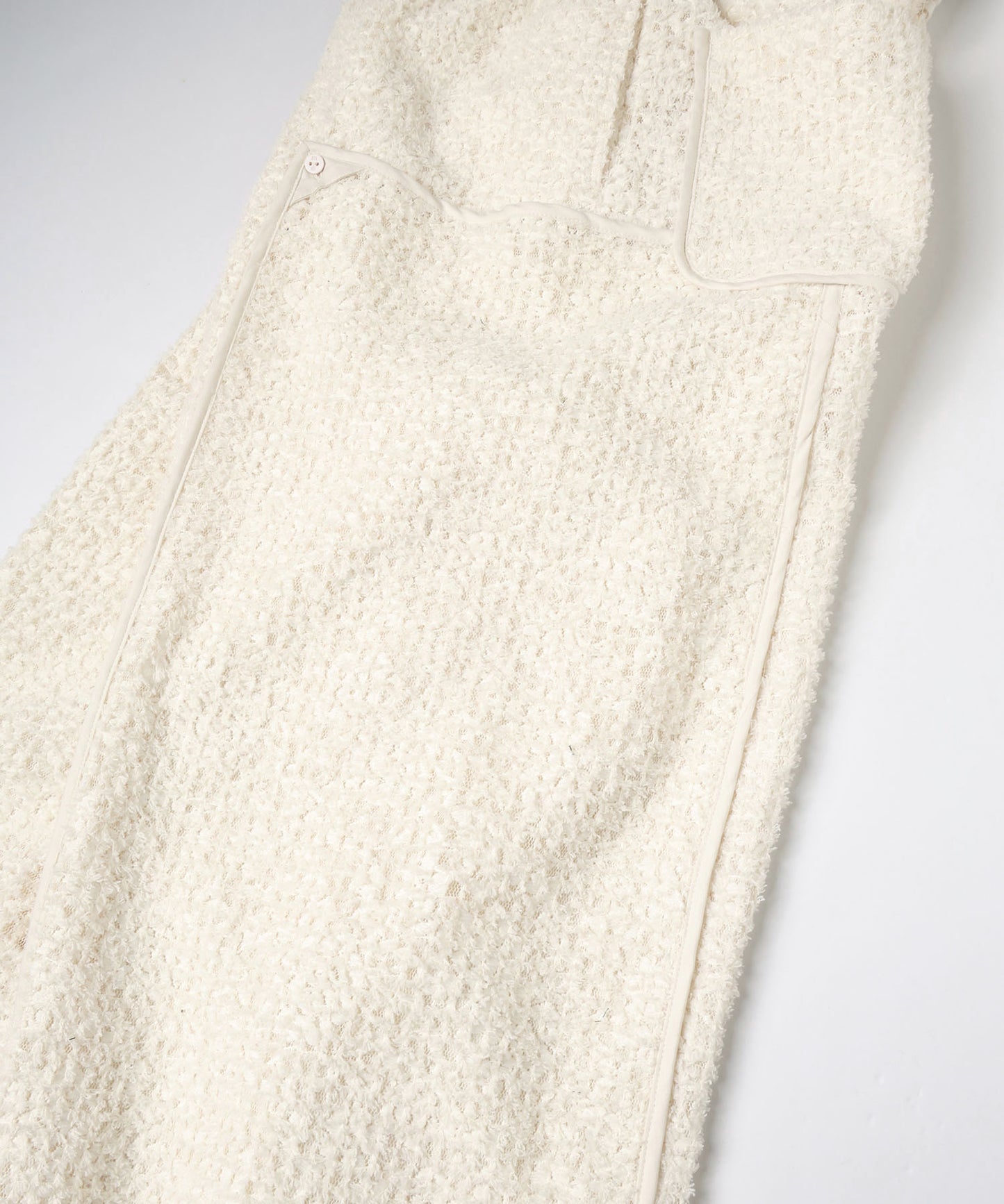 FEATHER LACE PANTS