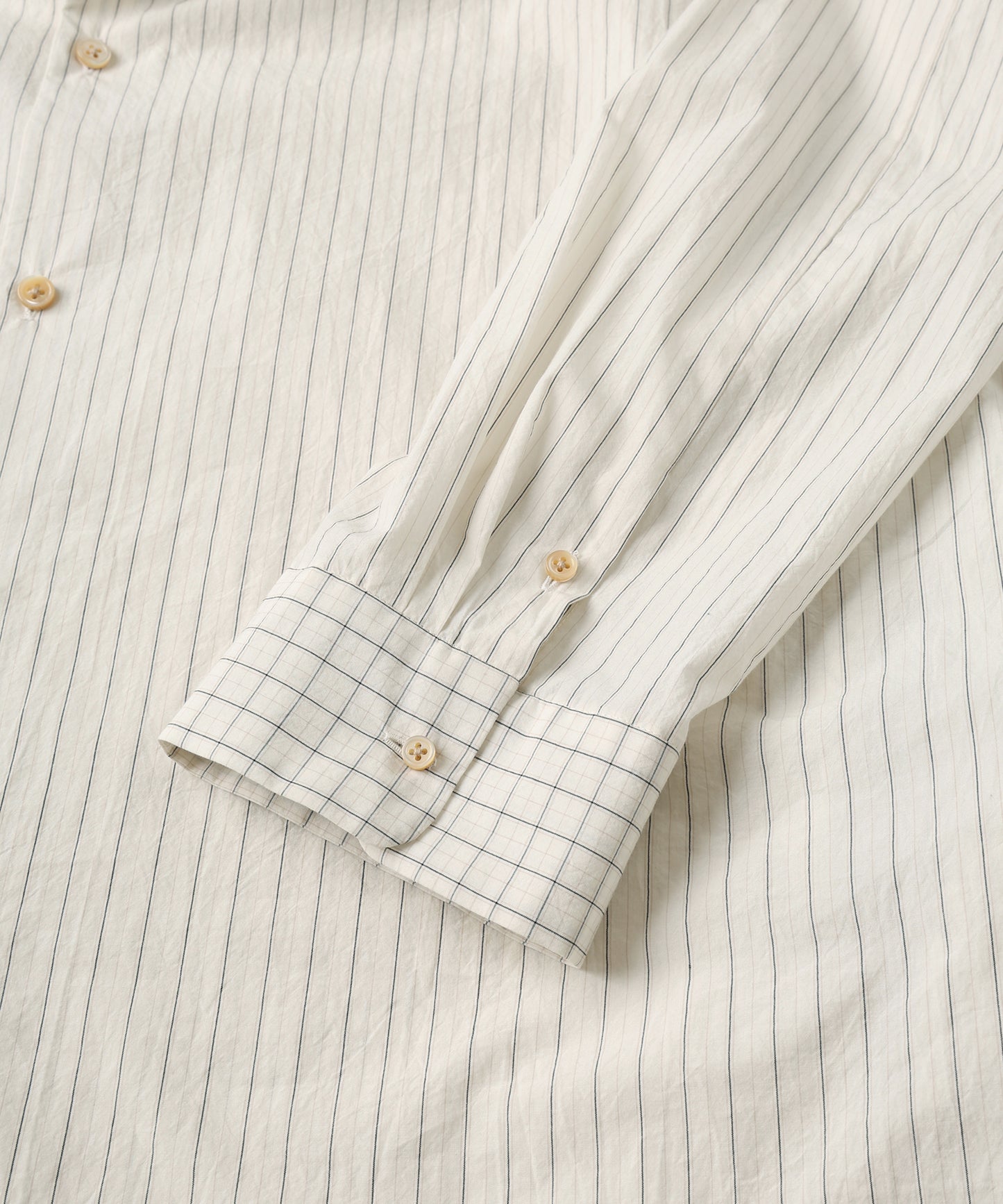 ヨークスリーブシャツ