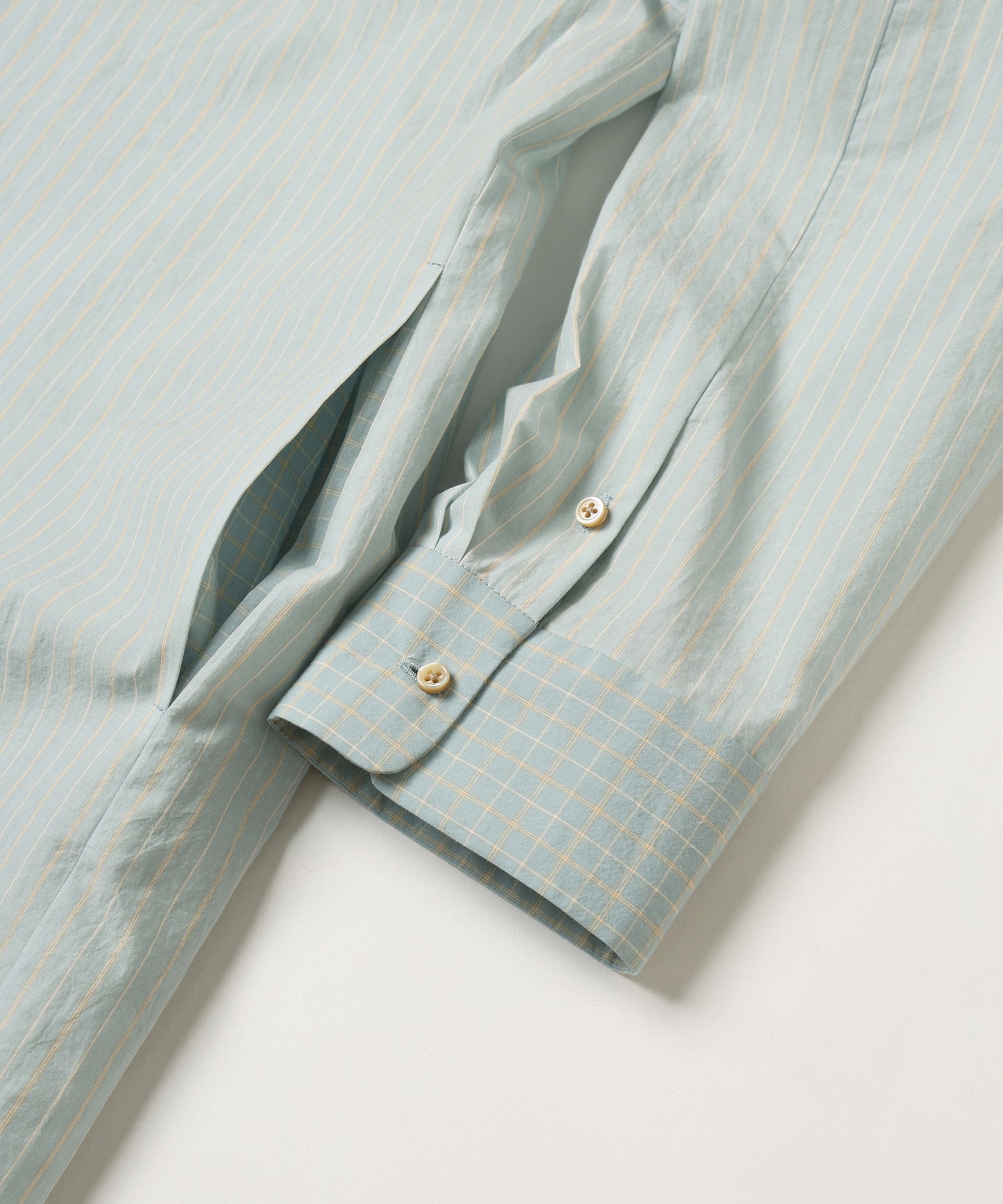 ヨークスリーブシャツ