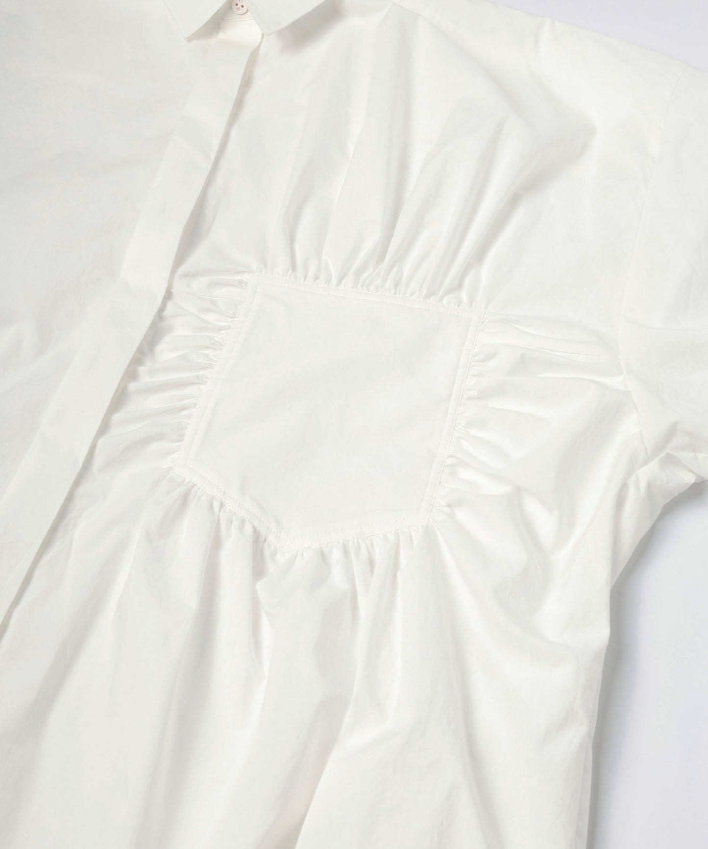 NEGATIVE SPACE POCKET SHIRT