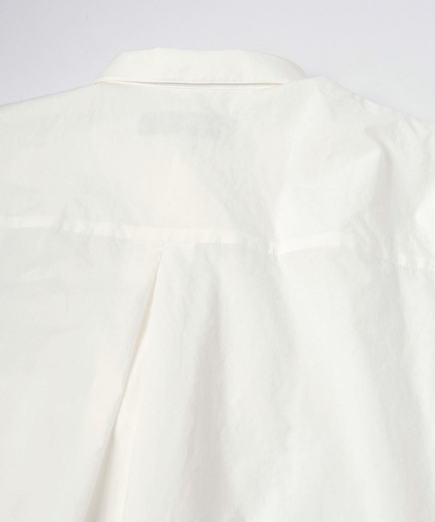 NEGATIVE SPACE POCKET SHIRT