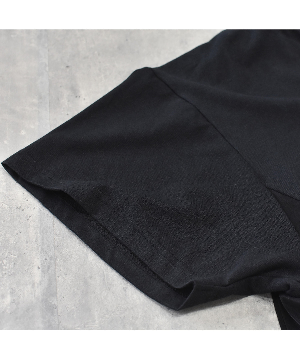 COZY UNIFORM DRESS TEE