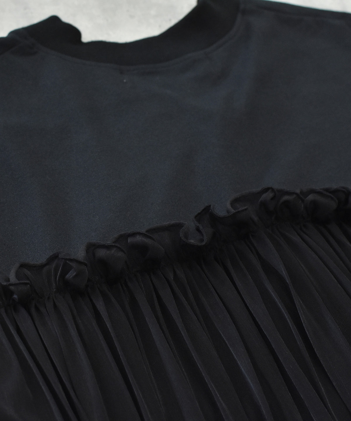 COZY UNIFORM DRESS TEE