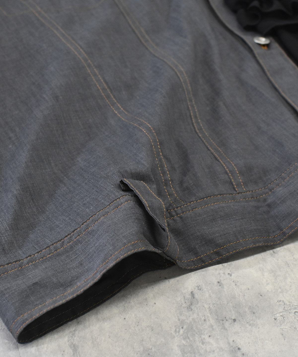 ASYMMETRICAL SHIRT JACKET