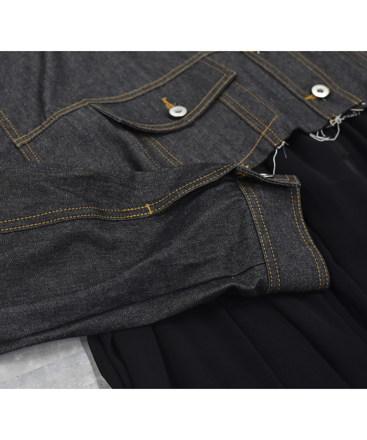 RAW-EDGE DENIM COAT