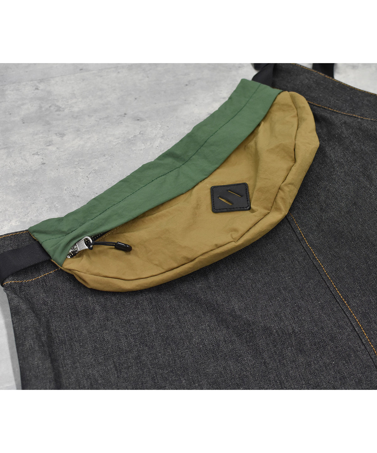 ONE-STRAP BAG SALOPETTE