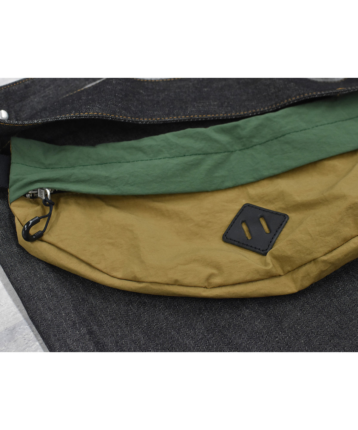 ONE-STRAP BAG SALOPETTE