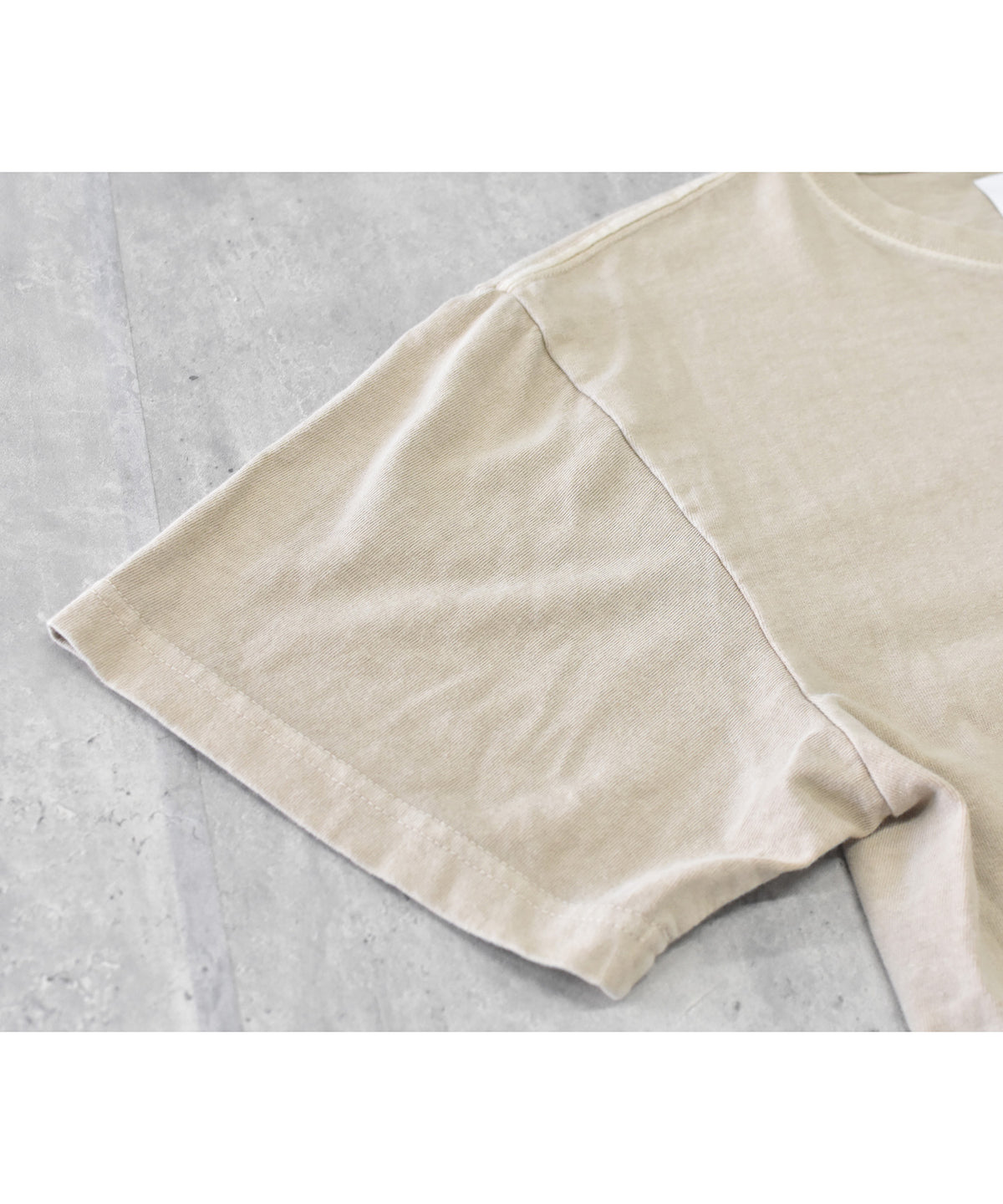 PIGMENT-DYED TEE（FLOWER DRIFTER）