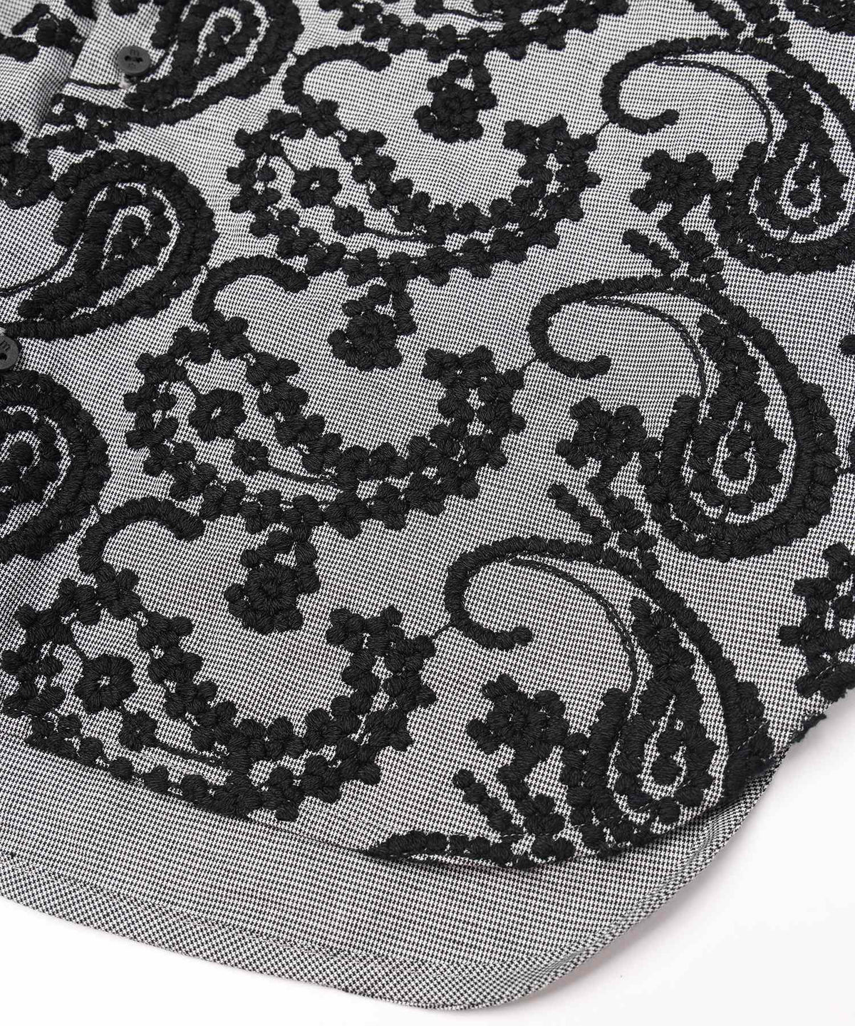 Layered Paisley Tie Collar Shirt