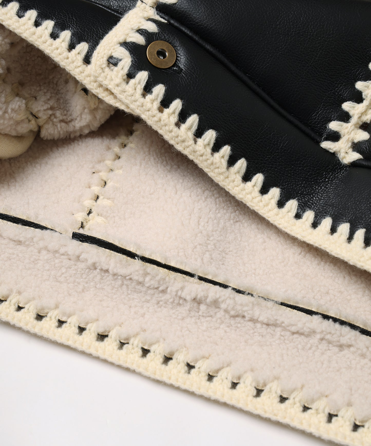 HAND KNITTING BOA BLOUSON