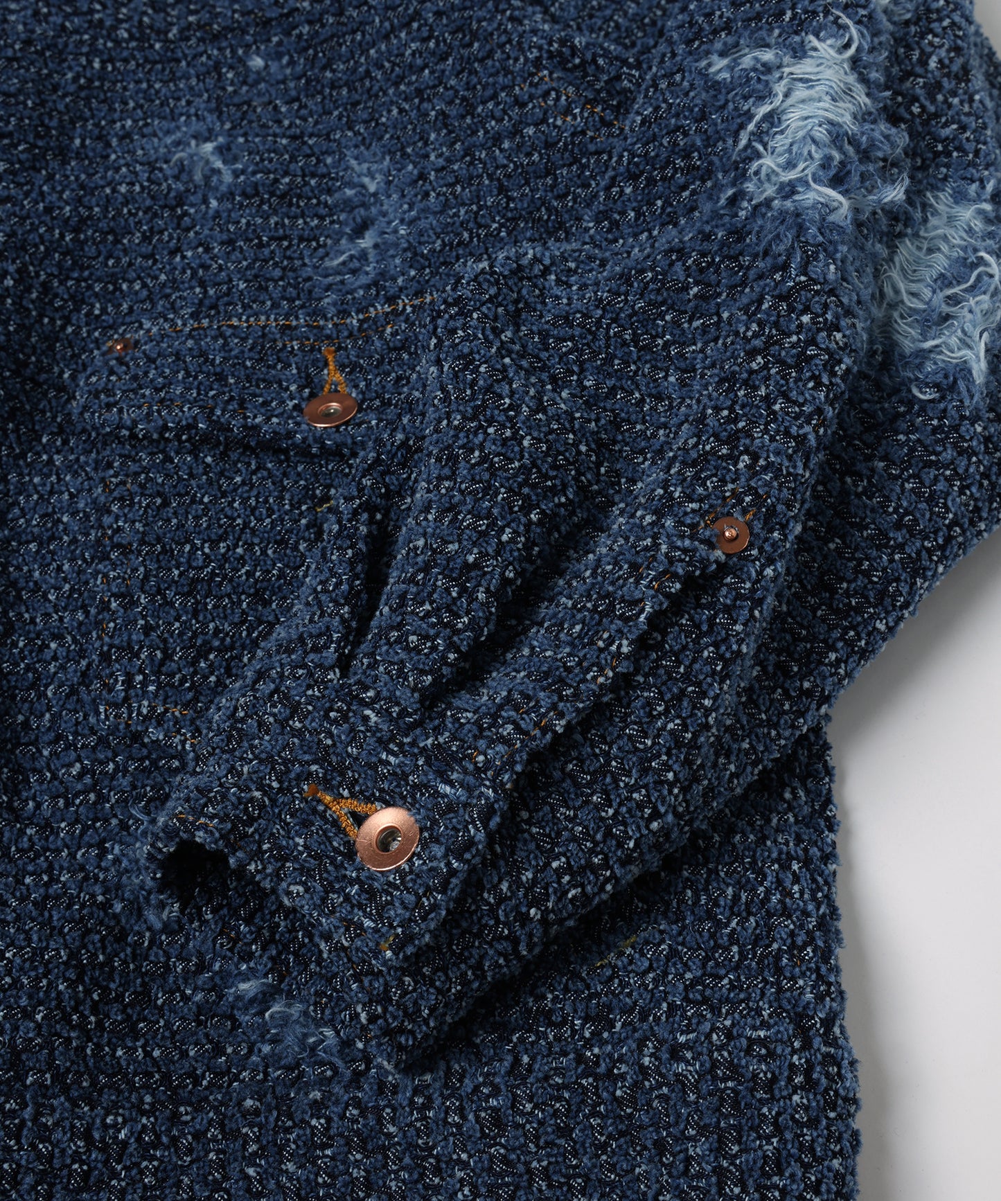 PUNCHING DENIM JACKET