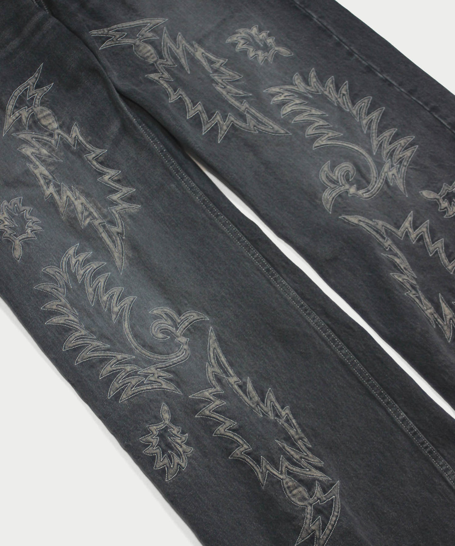 EMBROIDERY DENIM PANTS