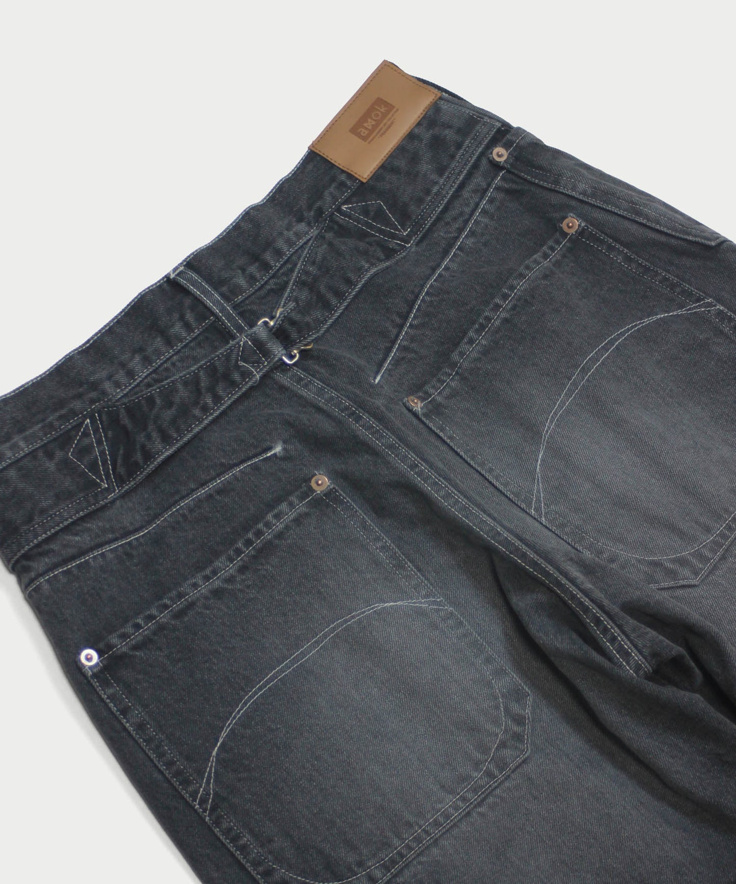 EMBROIDERY DENIM PANTS
