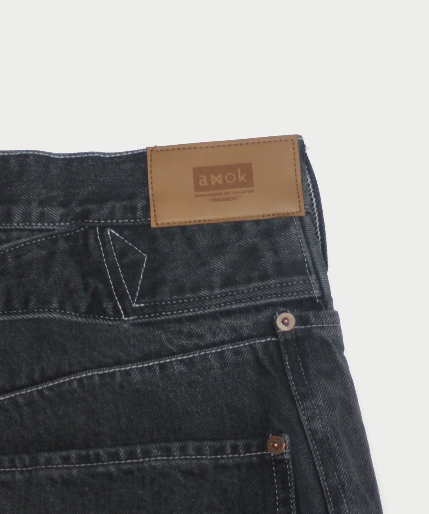 EMBROIDERY DENIM PANTS
