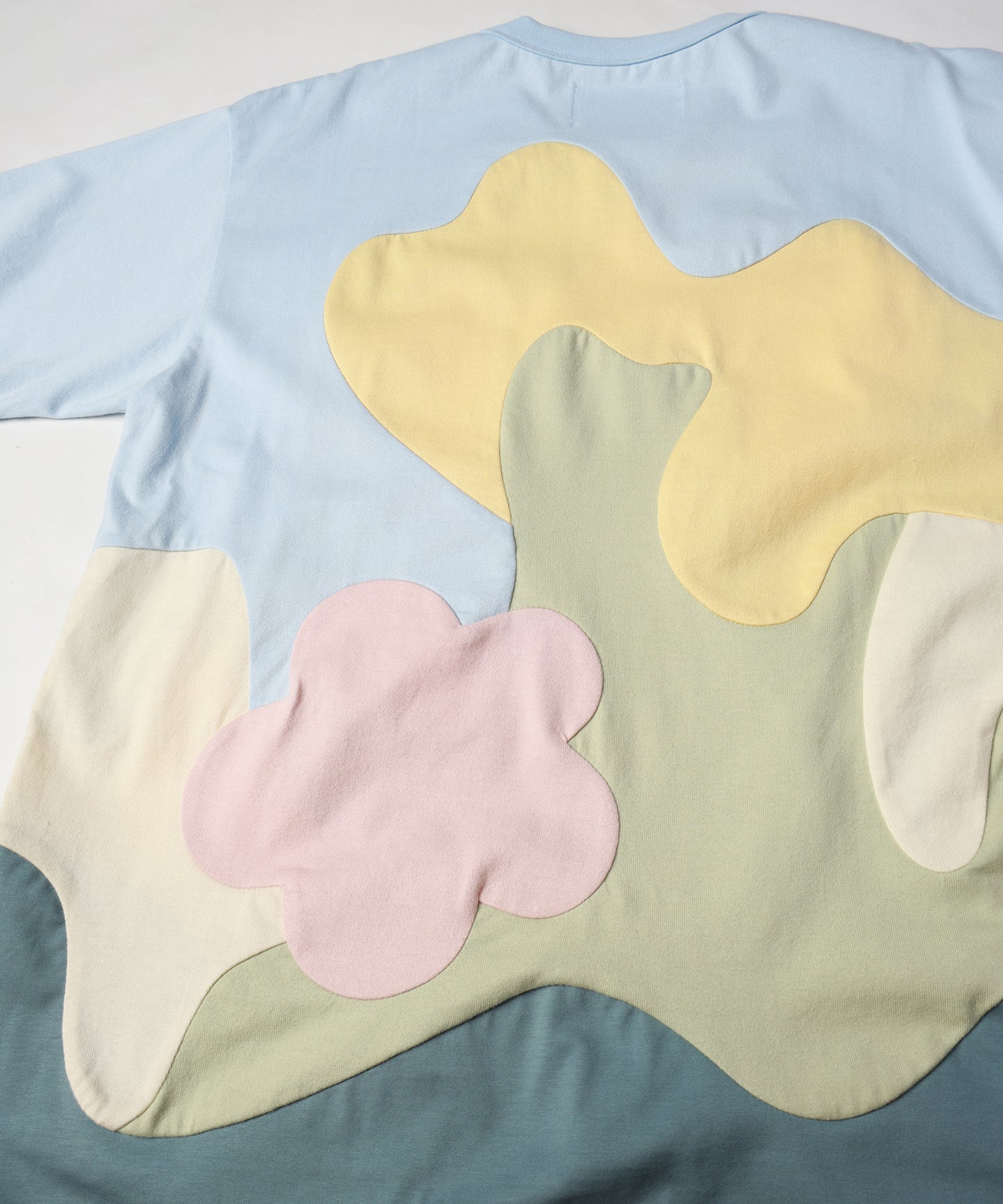 FLOWER PATTERN T-SHIRT