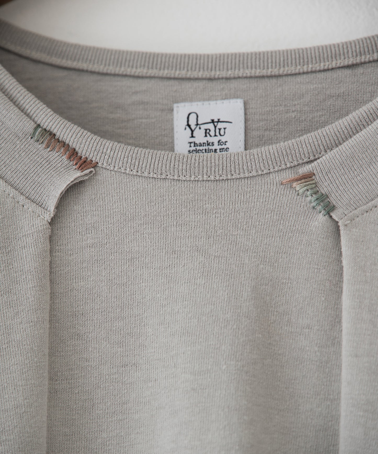 vintage-style open-front top