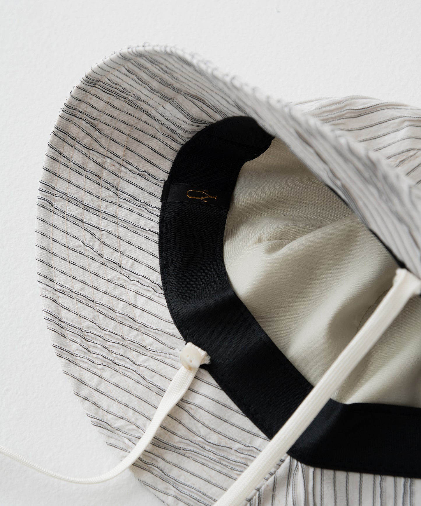 tucked dobby switch hat