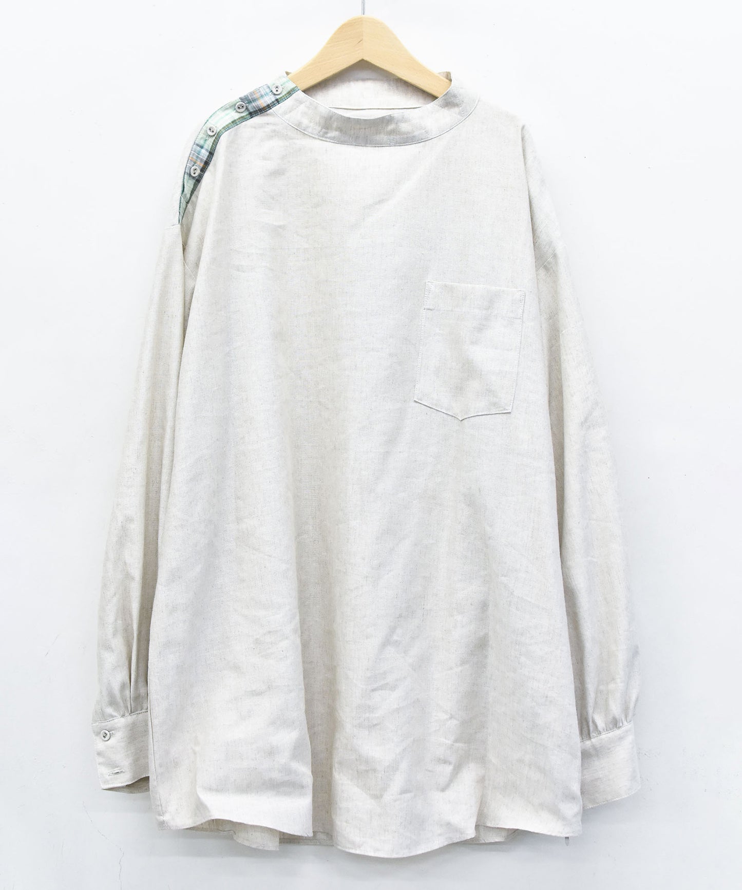 PEDESTRIAN STAND COLLAR SHIRT