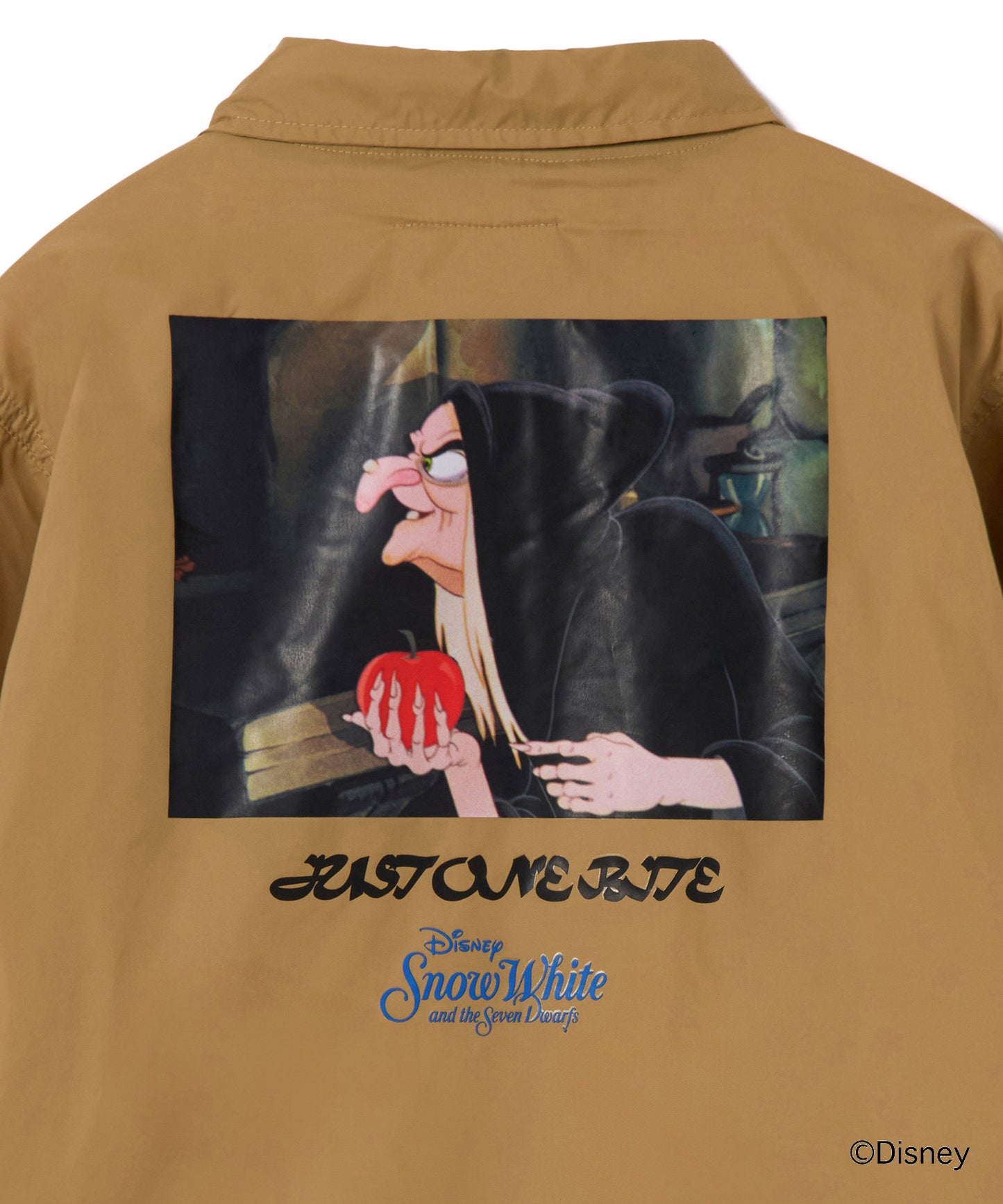 Disney 『Snow White』 NON TOKYO 　PRINT COACH JACKET(OLD HAG)