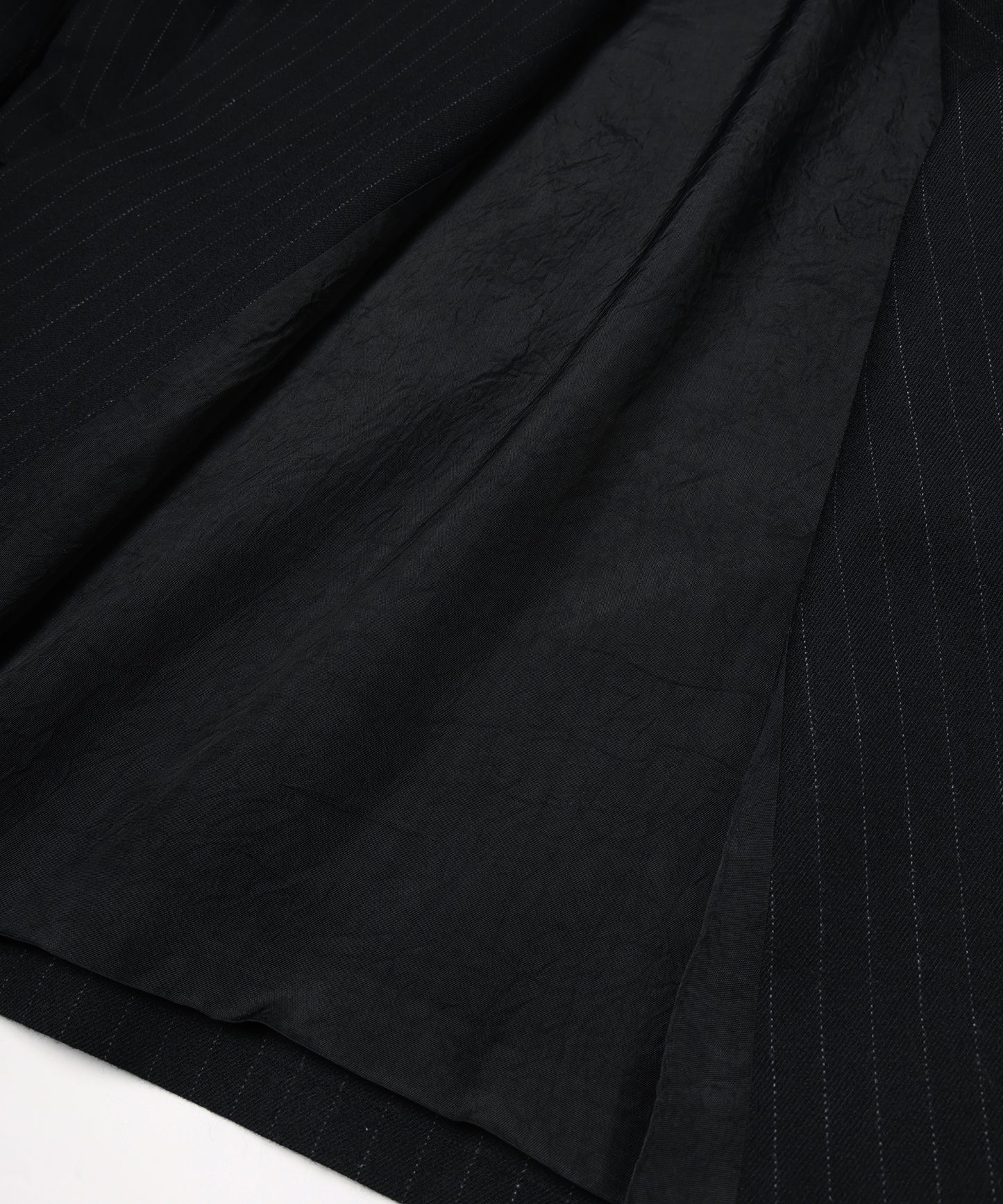 DRAPING OVER TAIROLED JACKET