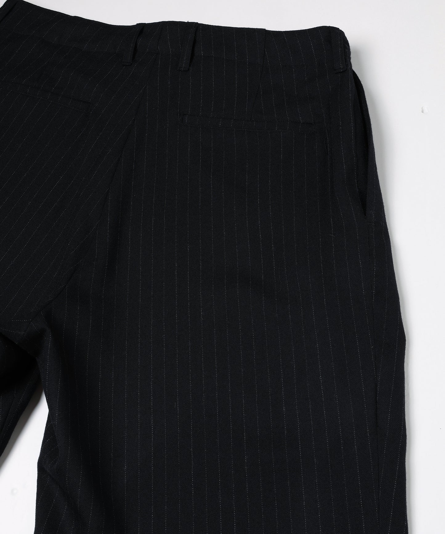 DRAPING TUCK SLACKS