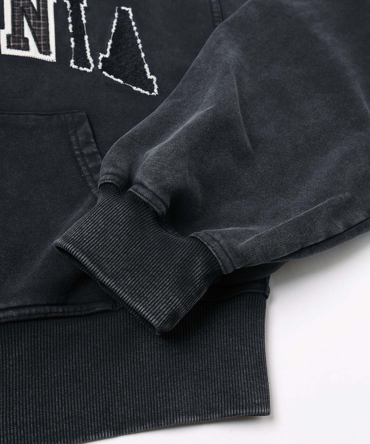VIRGINIA HOODIE