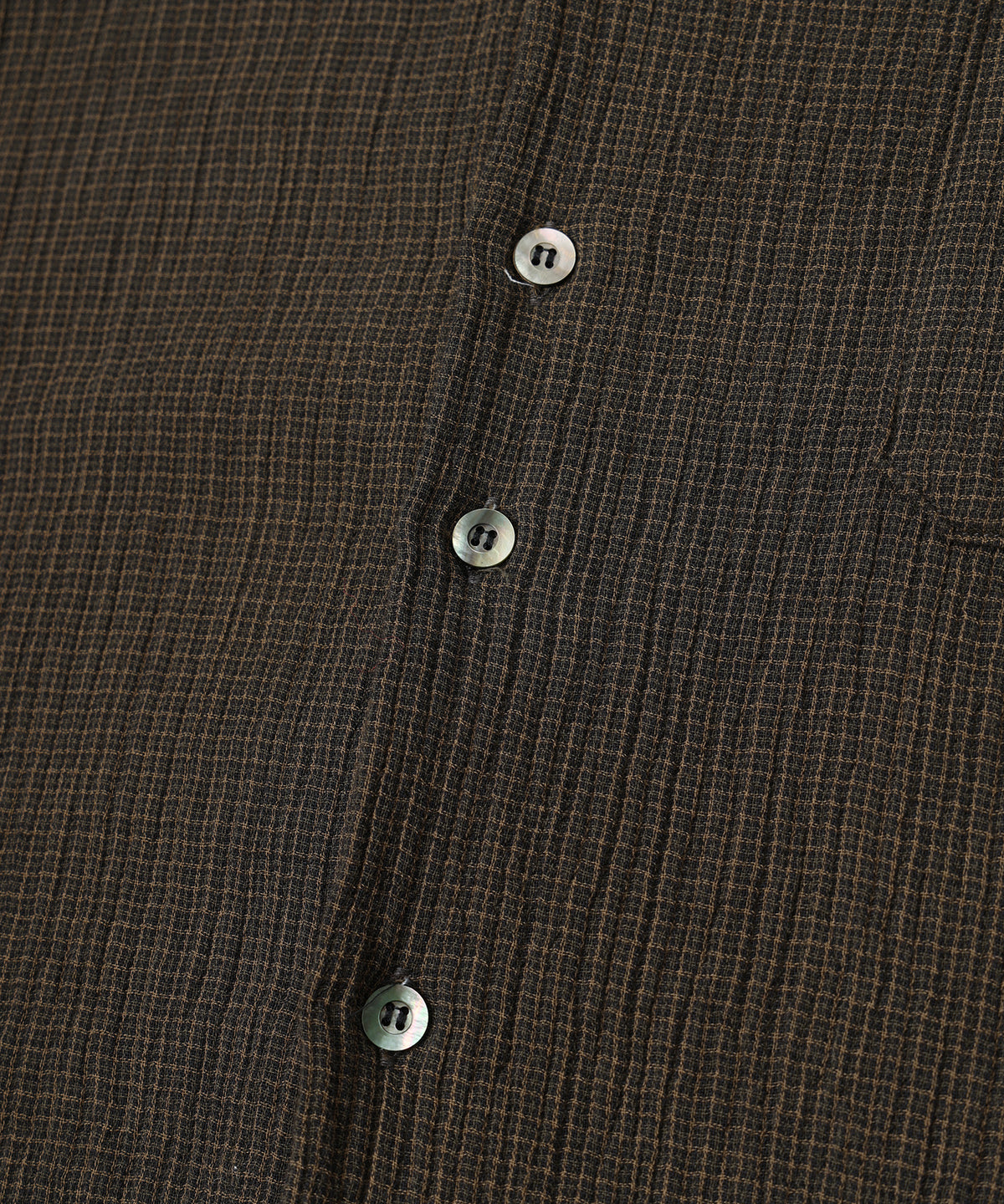 CUT-OFF SHORT SHIRT