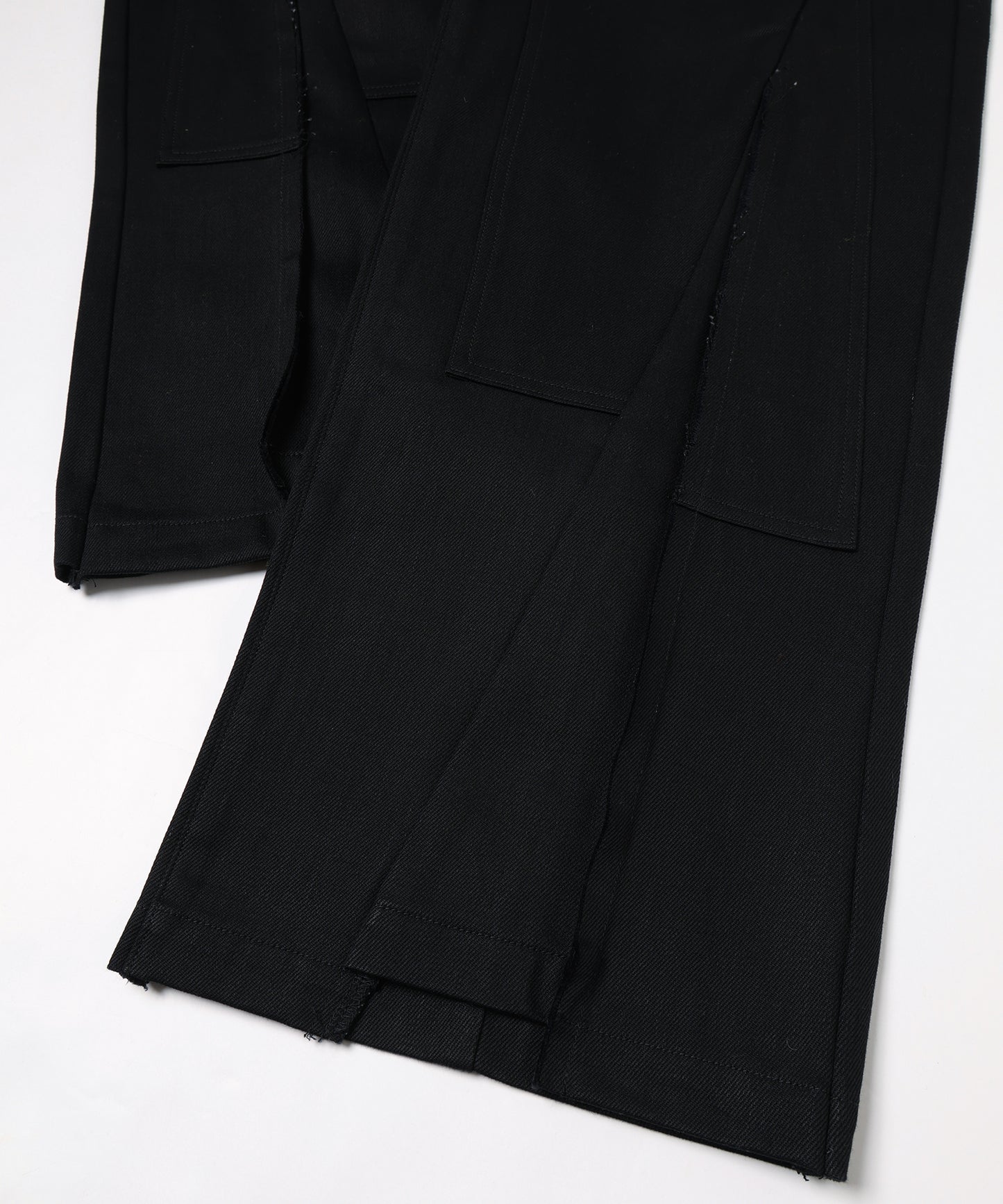 CUT OFF DOUBLE KNEE DENIM PANTS