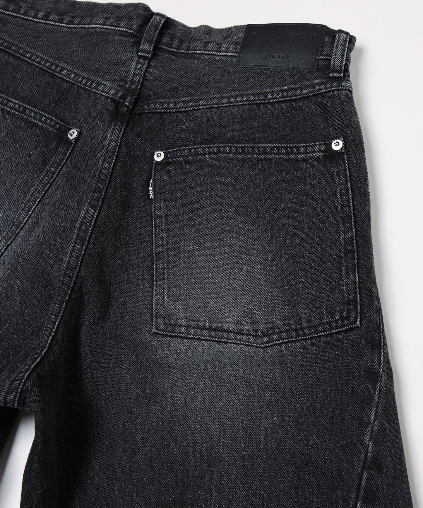 VINTAGE-FEEL DRAPED DENIM PANTS