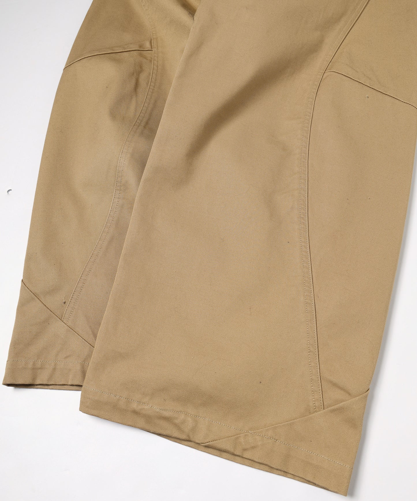 DRAPING CHINO PANTS