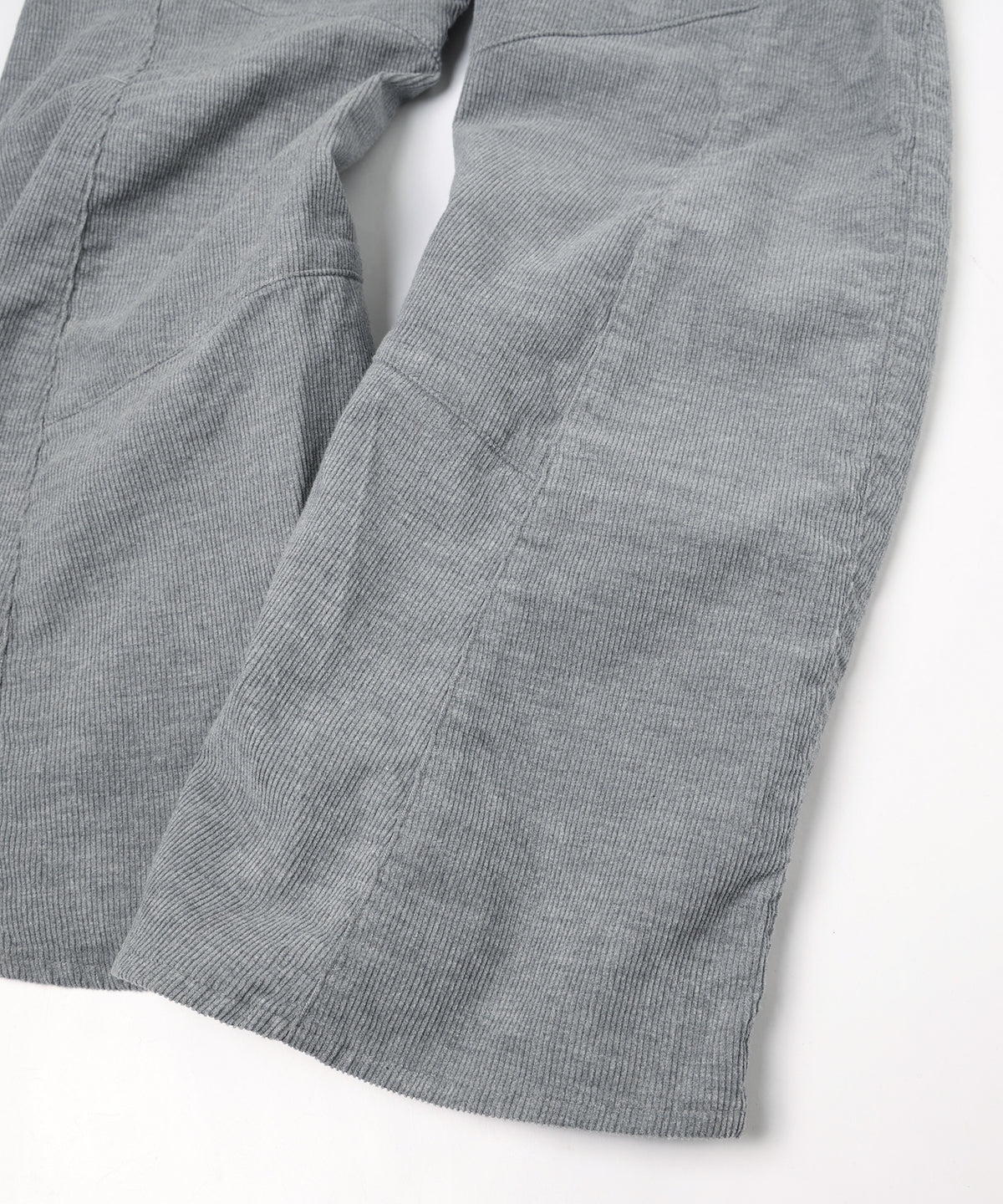 ENGINEERED DRAPING FLARE CORDUROY PANTS