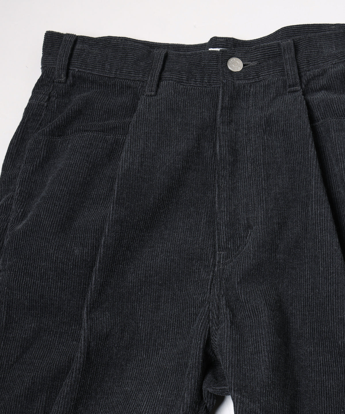ENGINEERED DRAPING FLARE CORDUROY PANTS