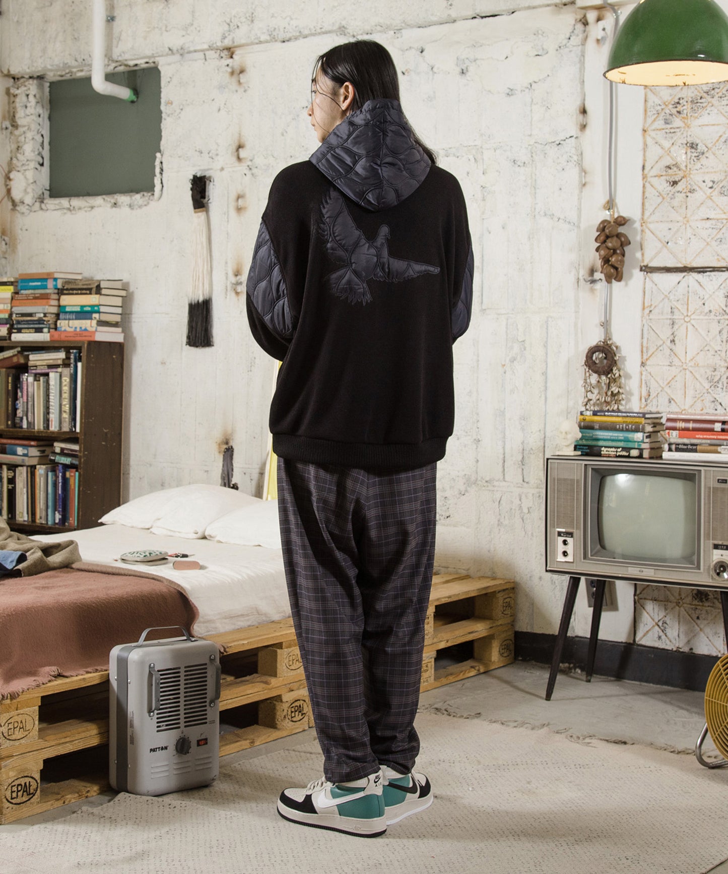 Checked Exchange Pleats Pants