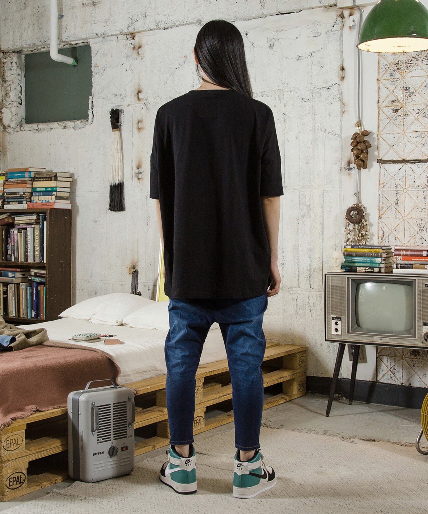 Half Turn Skinny Pants BL