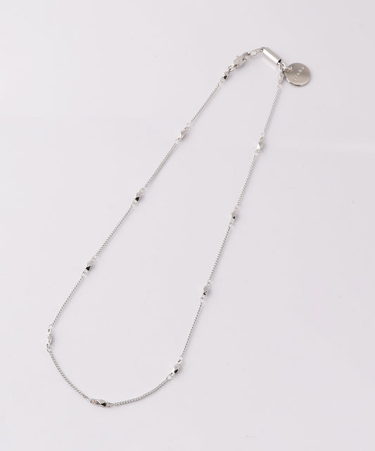 SHORT NECKLACE
