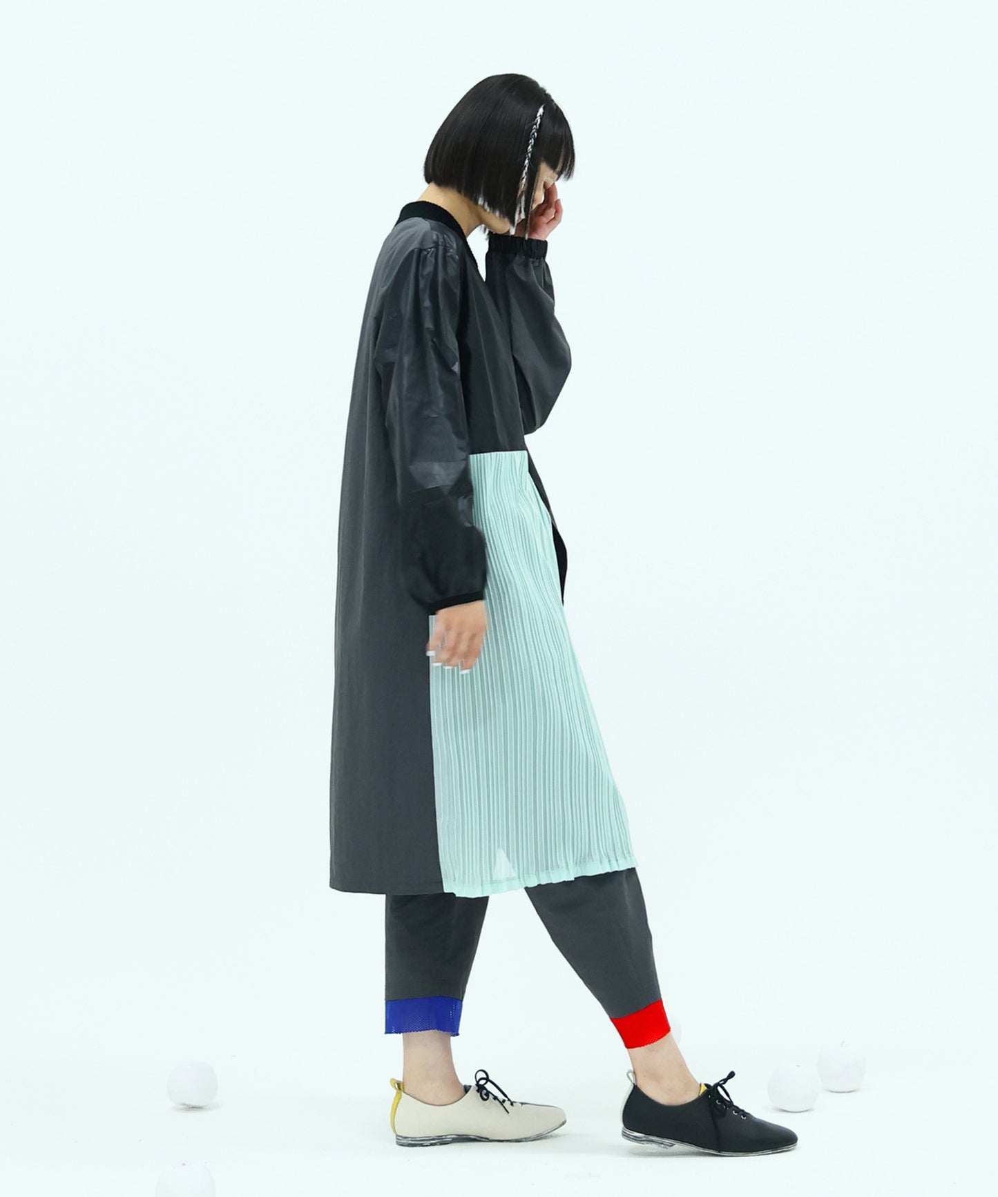 Asymmetric right coat