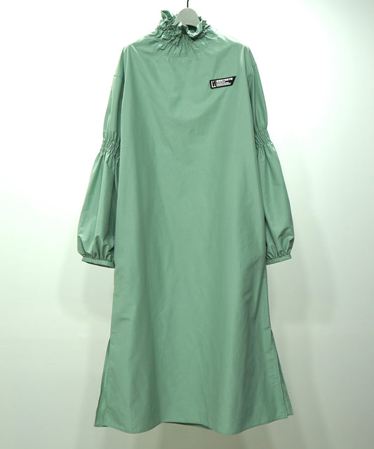 HI-NECK GATHER SHIRT ONE-PIECE